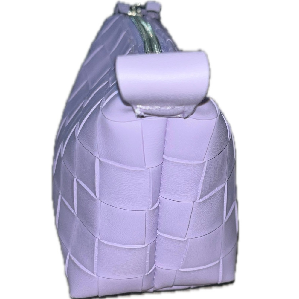 Victoria Secret Elegant Lavender Woven Women's Zip Bag
